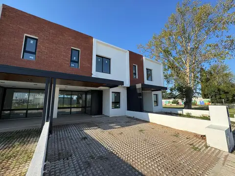 Casa en Venta 1 año