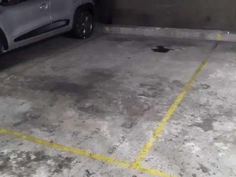 Venta Cochera Fija por rampa en 1er piso