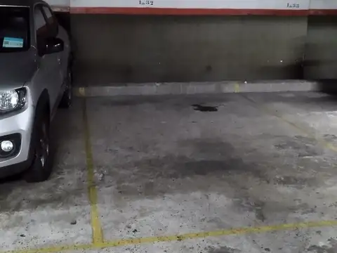 Venta Cochera Fija por rampa en 1er piso