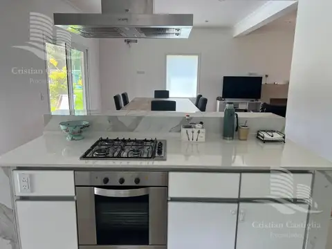 Casa en Venta al Este