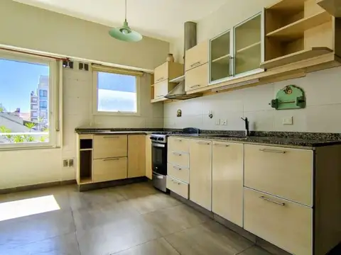 Depto Tipo Casa en Alquiler 38 años