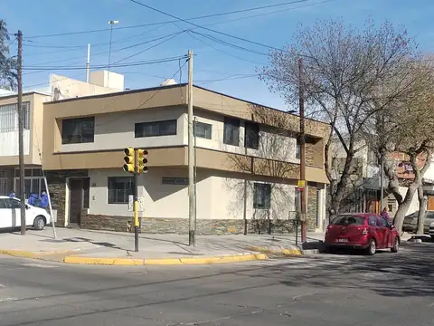 HAUSER VENDE EXCELENTE PROPIEDAD