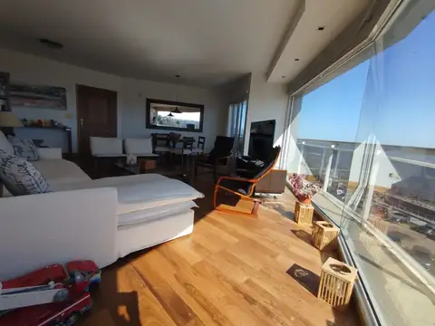 Departamento en Venta en Puerto Buceo , USD 550.000