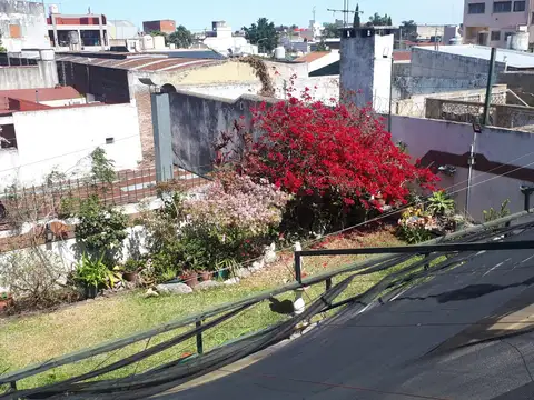 Casa 7 ambientes con 4 baños