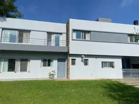 Casa a la venta en BC La Caballeriza - Haras Santa María