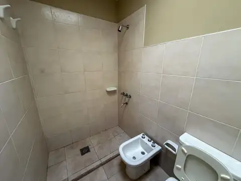Departamento en Alquiler en Alberdi, $ 620.000