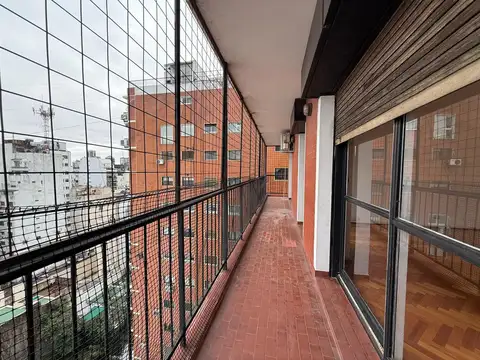 Departamento 5 ambientes con 3 baños