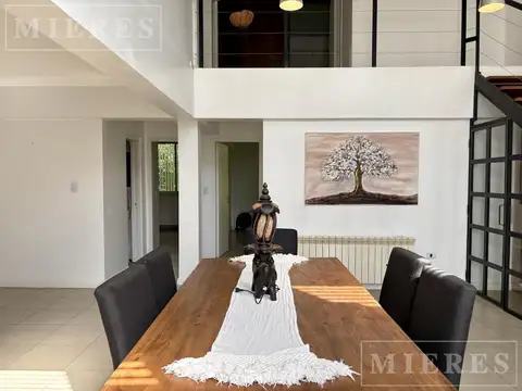 Departamento 6 ambientes con 2 baños