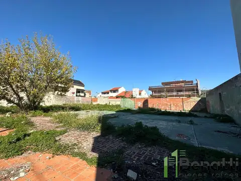 Terreno en Venta en Ramos Mejía, USD 250.000
