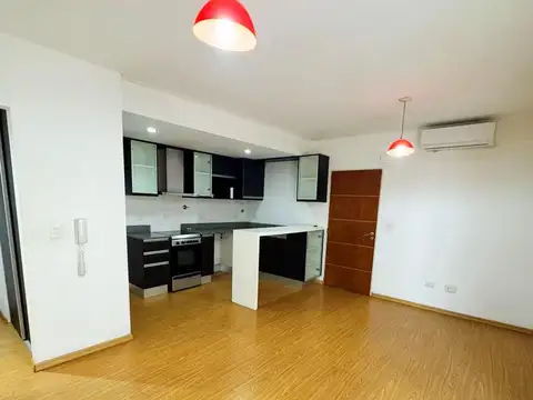 Departamento en Alquiler con 1 cochera
