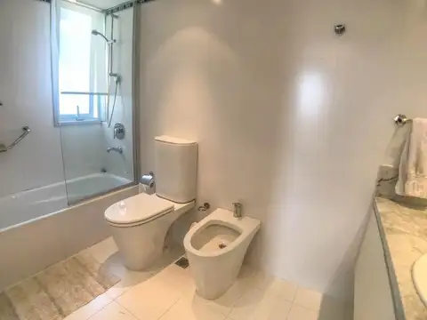 Le Parc 100, Piso 18