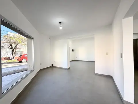 Local a estrenar en venta en lujan centro Rawson esquina almirante brown