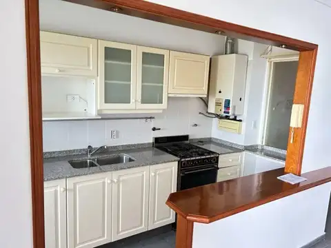 Departamento en Venta en Guemes, USD 88.000