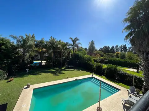 Barrio El Lucero, Lote central, 4 domitorios.