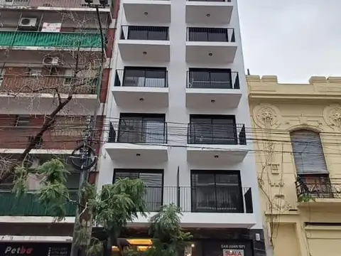 Monoambiente en alquiler en Av. San Juan al 1900 San Cristóbal CABA