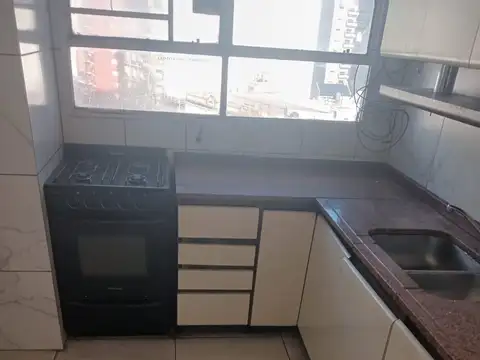 Avenida Bartolomé Mitre 900, Piso 7