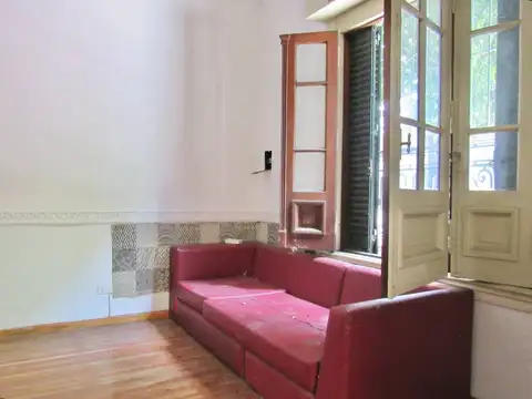 Casa Lote Propio a Refaccionar Villa Pueyrredon