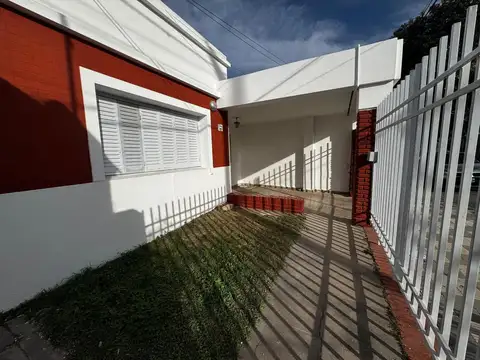 Casa en Venta en Alberdi, USD 80.000