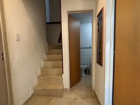 Depto Tipo Casa 4 ambientes con 1 baño