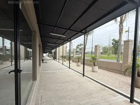 Local en Alquiler en Guillermo E Hudson, USD 1.150