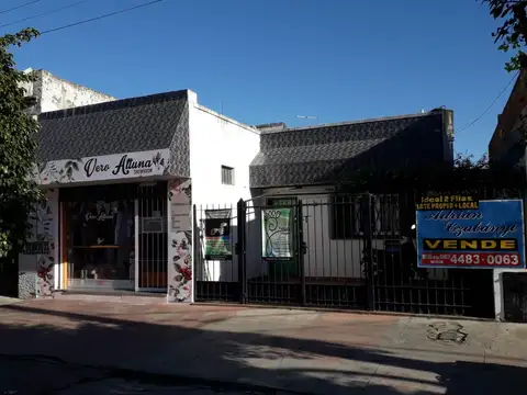 MORON SUR-LOCAL + CASA 3 AMB. + CASA 2 AMB. - COCHERA - LOTE PROPIO - 5 C/RIVADAVIA - OPORTUNIDAD  