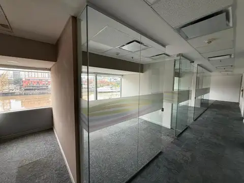 Oficina en Alquiler al Oeste