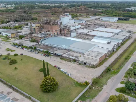 ALQUILER - DEPÓSITO - LA PLATA - 8000 m2