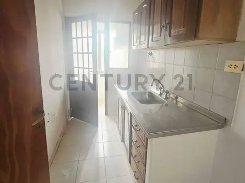 Departamento en Venta en Área Centro Oeste, USD 95.000