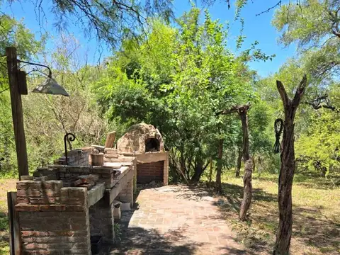 Casa en Alquiler con 7 cocheras