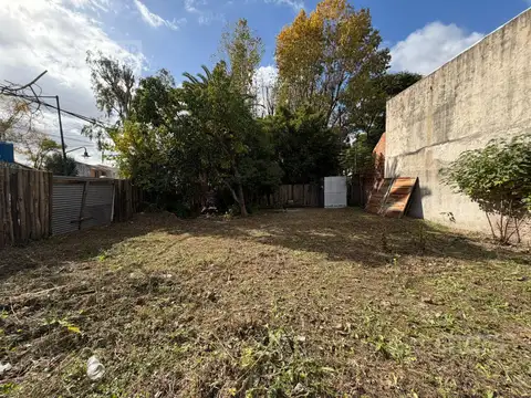 Terreno en esquina en venta, con buenos accesos, en Beccar Alto, San Isidro
