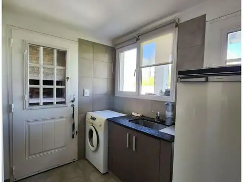 VENTA CASA tres dormitorios - B° Manzanar VII - Cipolletti