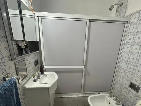 Depto Tipo Casa 2 ambientes con 1 baño