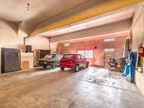 Galpon en Venta en Sarandi, USD 125.000