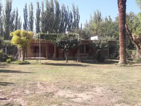 VENDO CASA EN MEDRANO