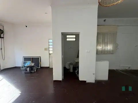 Local en Alquiler en Adrogue, $ 650.000