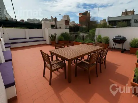 105m2 - Casa estilo italiano con terraza - Excelente ubicacion