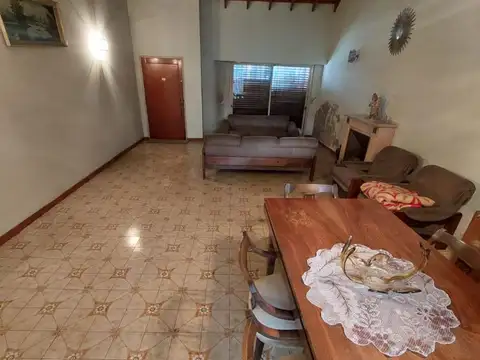Casa en Venta en Lanus Oeste, USD 150.000