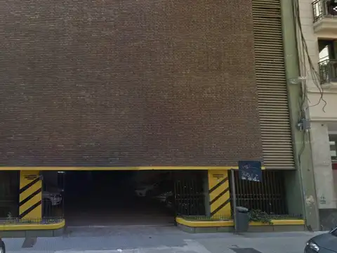 Rivadavia al 900