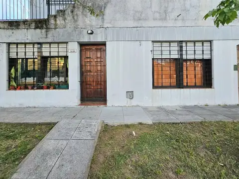 Depto Tipo Casa en Venta de 3 ambientes