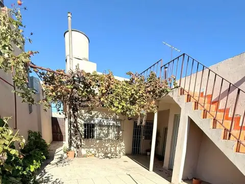 Casa en Alquiler al Este