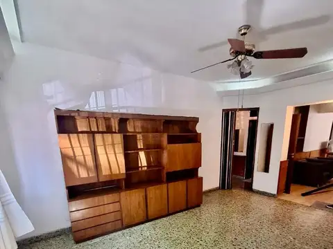 Depto Tipo Casa en Venta en Saavedra, USD 198.000