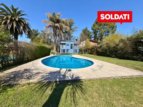 Casa 4 ambientes  con pileta, jardín, en Del viso, Pilar, sin expensas