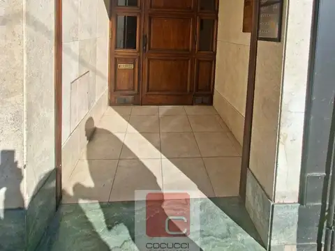 Colon 456, Ciudad