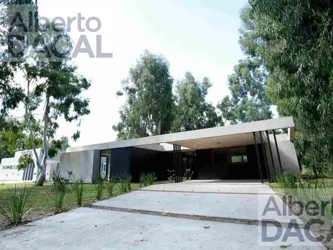 Casa - VENTA - BARRIO MIRALAGOS