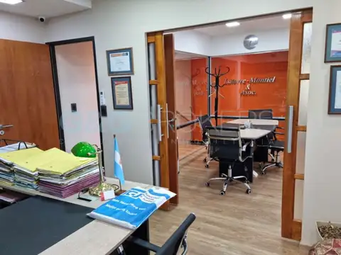 Oficina en Alquiler en Moreno, USD 700