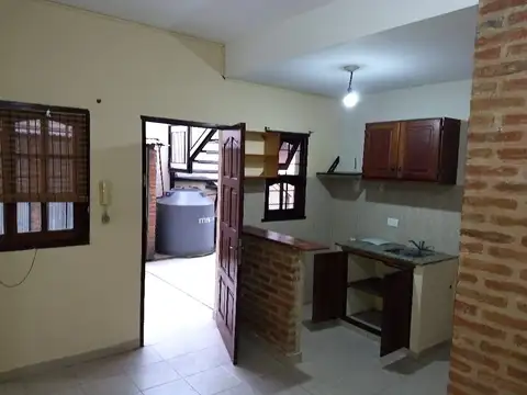 CERVANTES 200, Piso 1