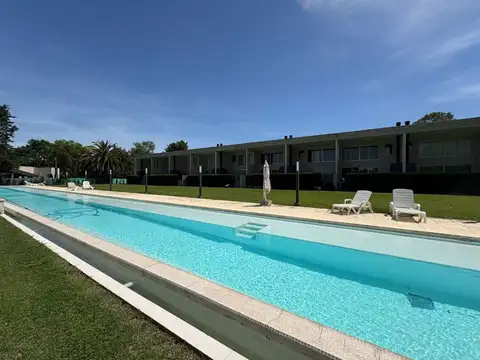 VENTA PH 4 AMB. B° LA CELIA-EZEIZA-QUINCHO-PILETA