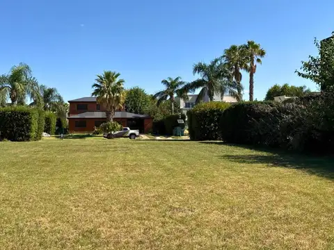 Terreno en Venta 20  mts Frente