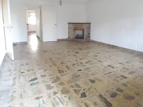 Depto Tipo Casa en Venta 46 años