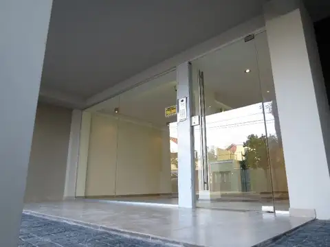 Cochera Fija y Cubierta con Porton Automatico - Saavedra - Manzanares 4457 - APTO CREDITO BANCARIO